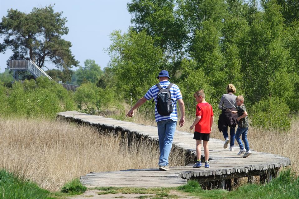 Hemelvaartsdauwtrapwandeling met ontbijt bij Buitencentrum de Pelen in Ospel